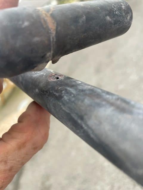 Pipe leak detector